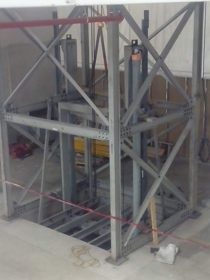 Estructura metálica de elevador EPCCSA en proceso de fabricación